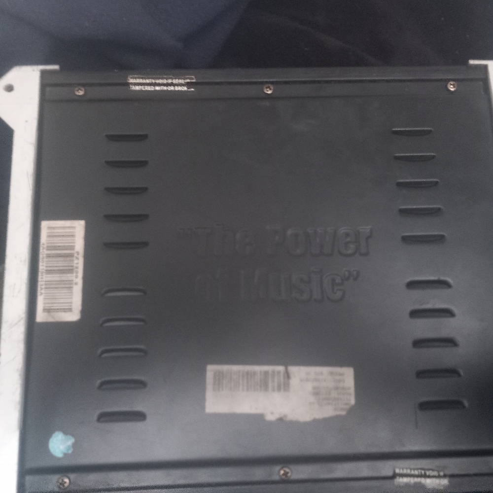 Crunch amp and 2 10" kicker comps